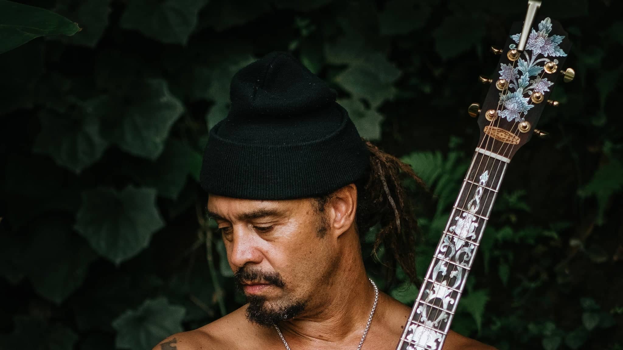 Michael Franti Trio - Heartstrings & Dynamite