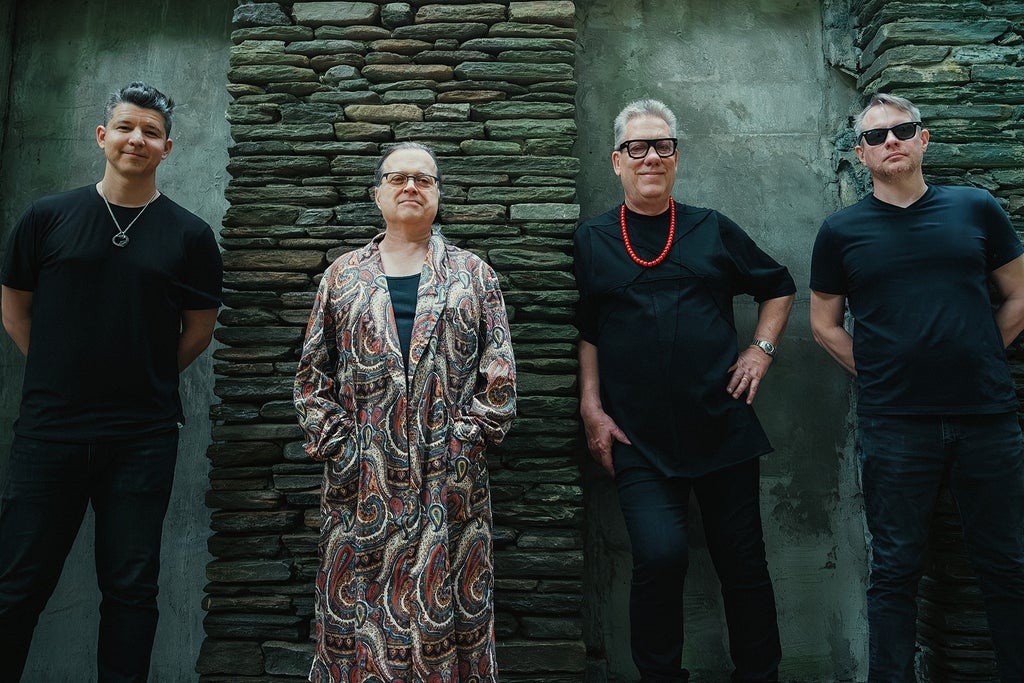Violent Femmes: 45 Years of Violent Femmes Tour