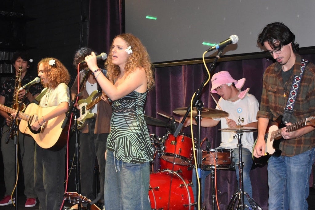 Wes Parker w/ Aaron Plain and Tall & Rug