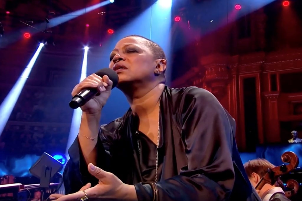 Ms. Lisa Fischer featuring Orrin Evans Trio