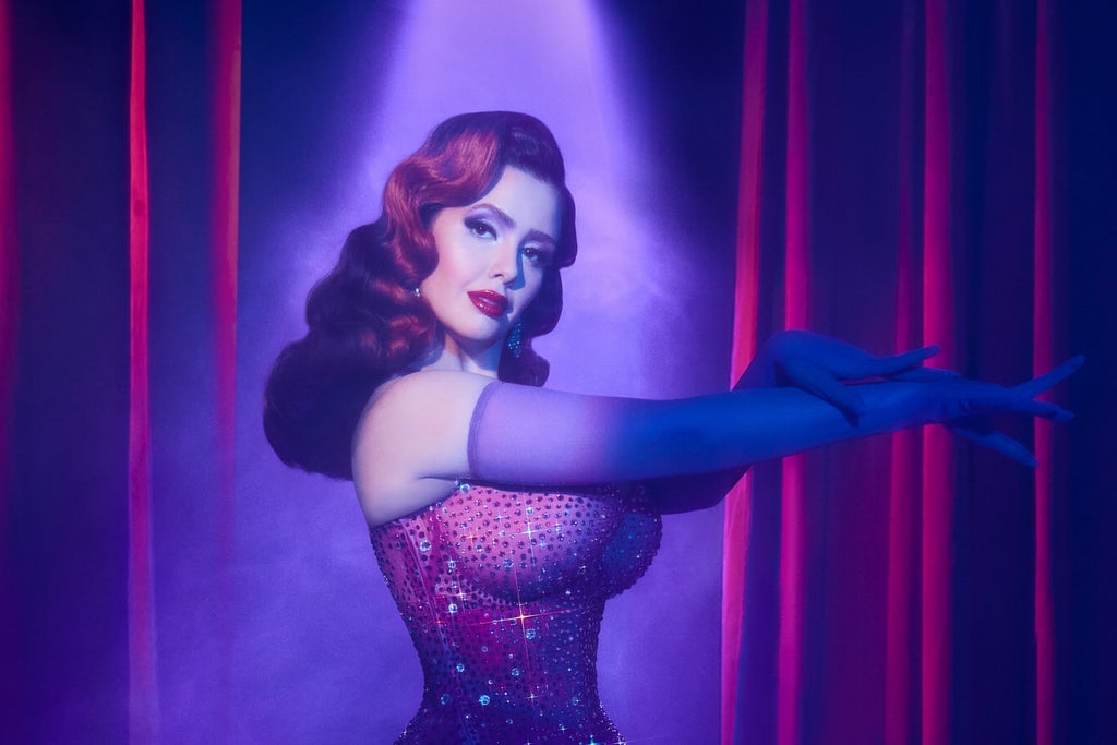 Carousel Club Burlesque 18+