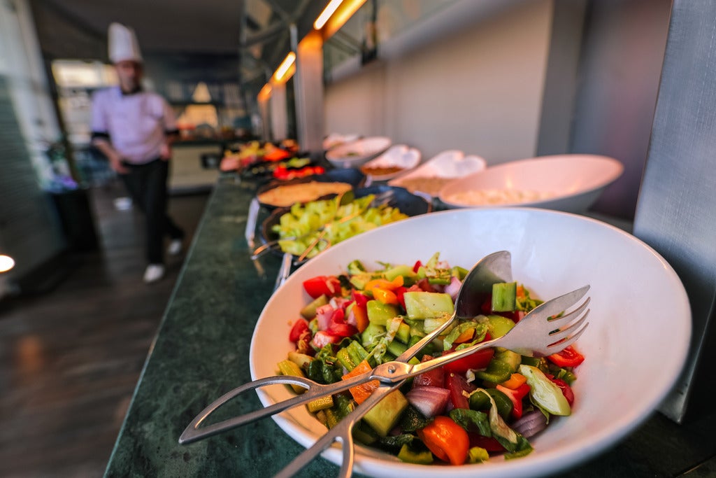 Prelude Dining - Kimberly Akimbo