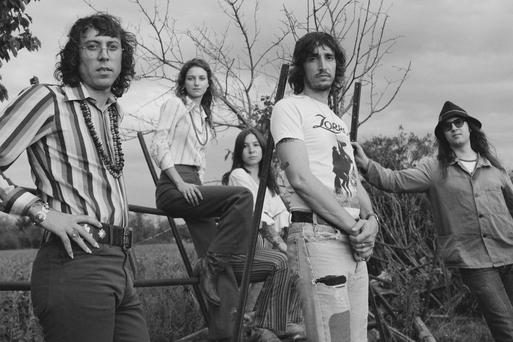 Daniel Romano's Outfit, Shadow Show, Mod Lang