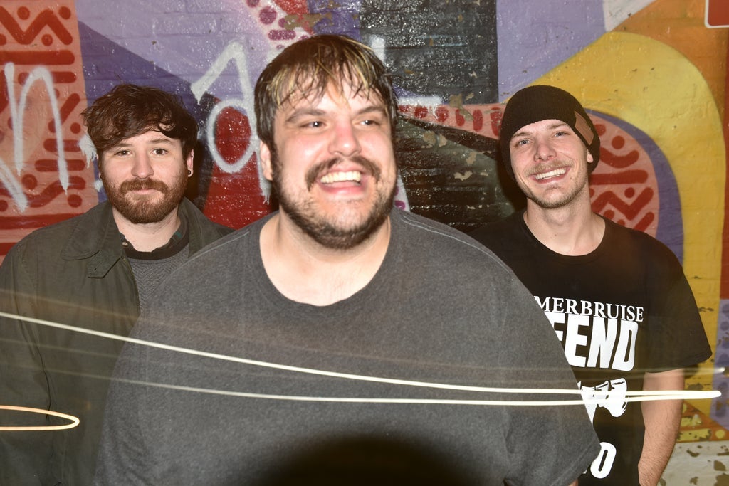 Dear Maryanne / Equipment / Arcadia Grey / Pretty Bitter