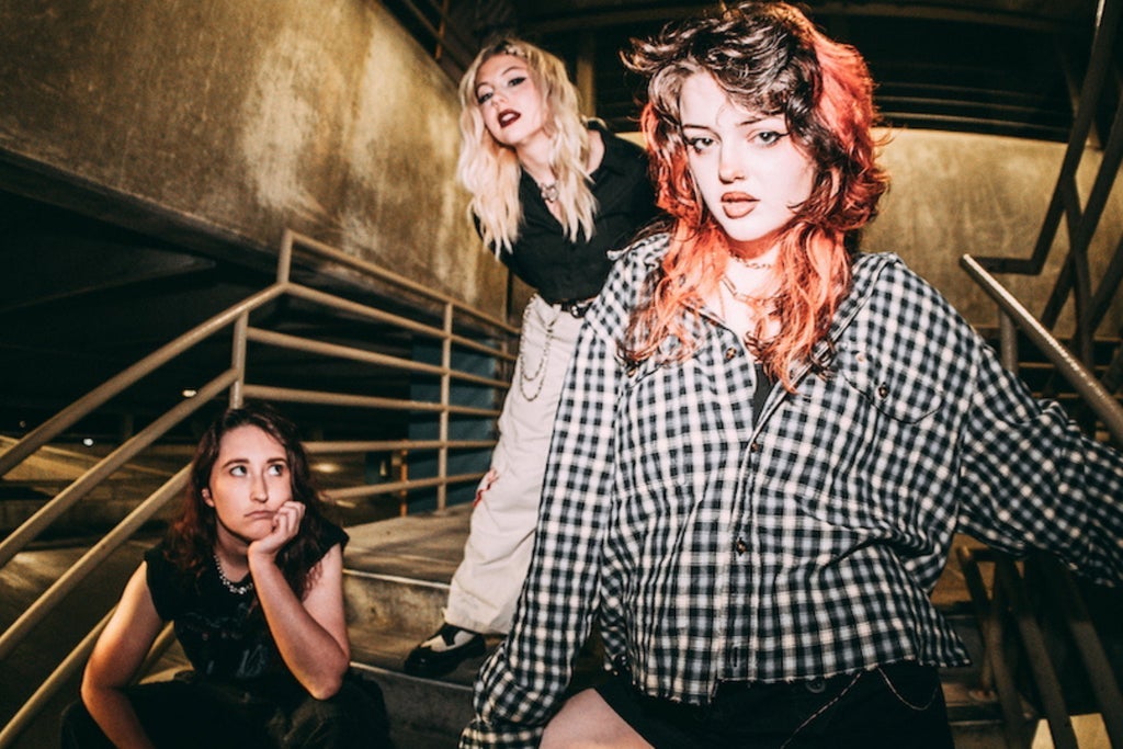 VIAL, Scarlet Demore